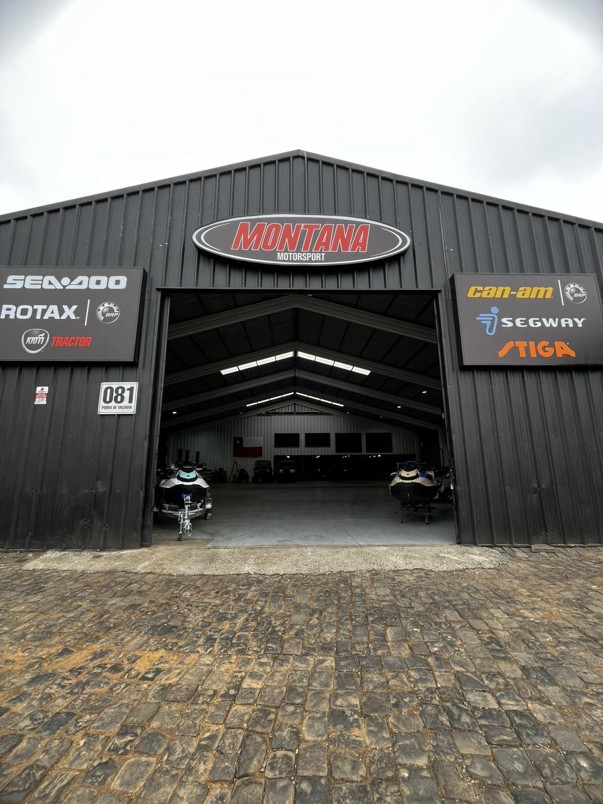 Fachada de Montaña Motorsport, Pedro de Valdivia 081, Temuco